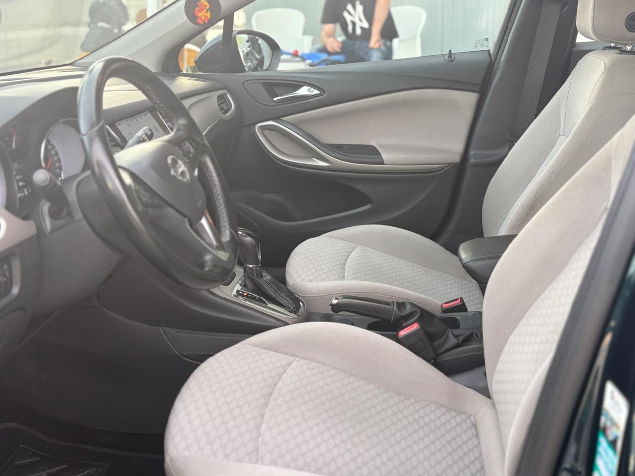 Opel Astra 1.6 CDTi 136CV AUTOMATICA GARANZIA