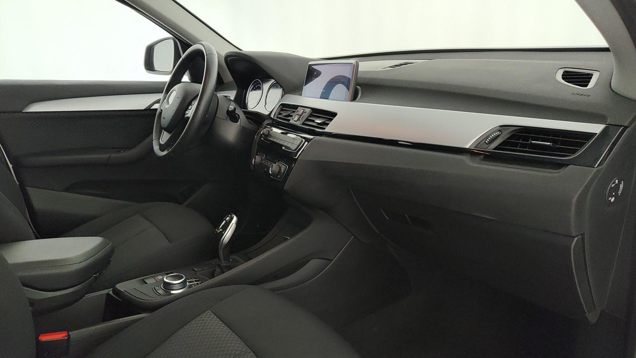 BMW X1 F48 2019 - X1 sdrive18d Advantage auto