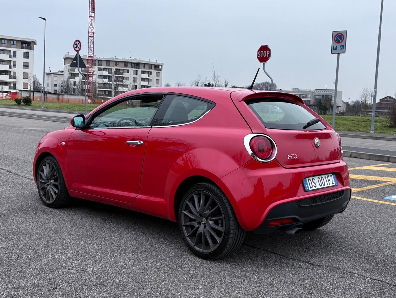 Alfa Romeo MiTo 1.6 JTDm Distinctive Sport