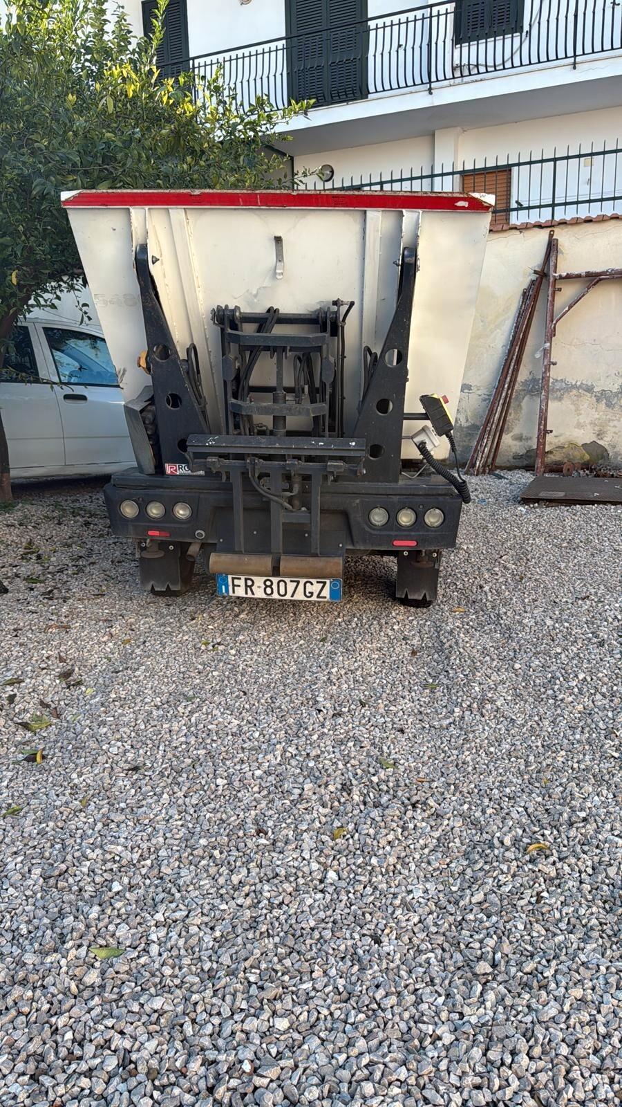 Piaggio porter 2020 con vasca ribaltabile trilaterale