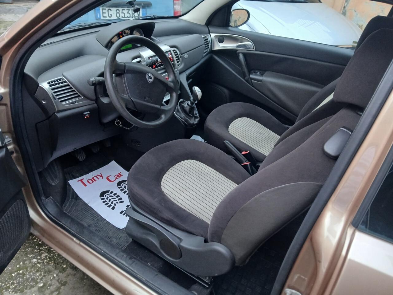 Lancia Ypsilon 1.2 Gpl modello full optional