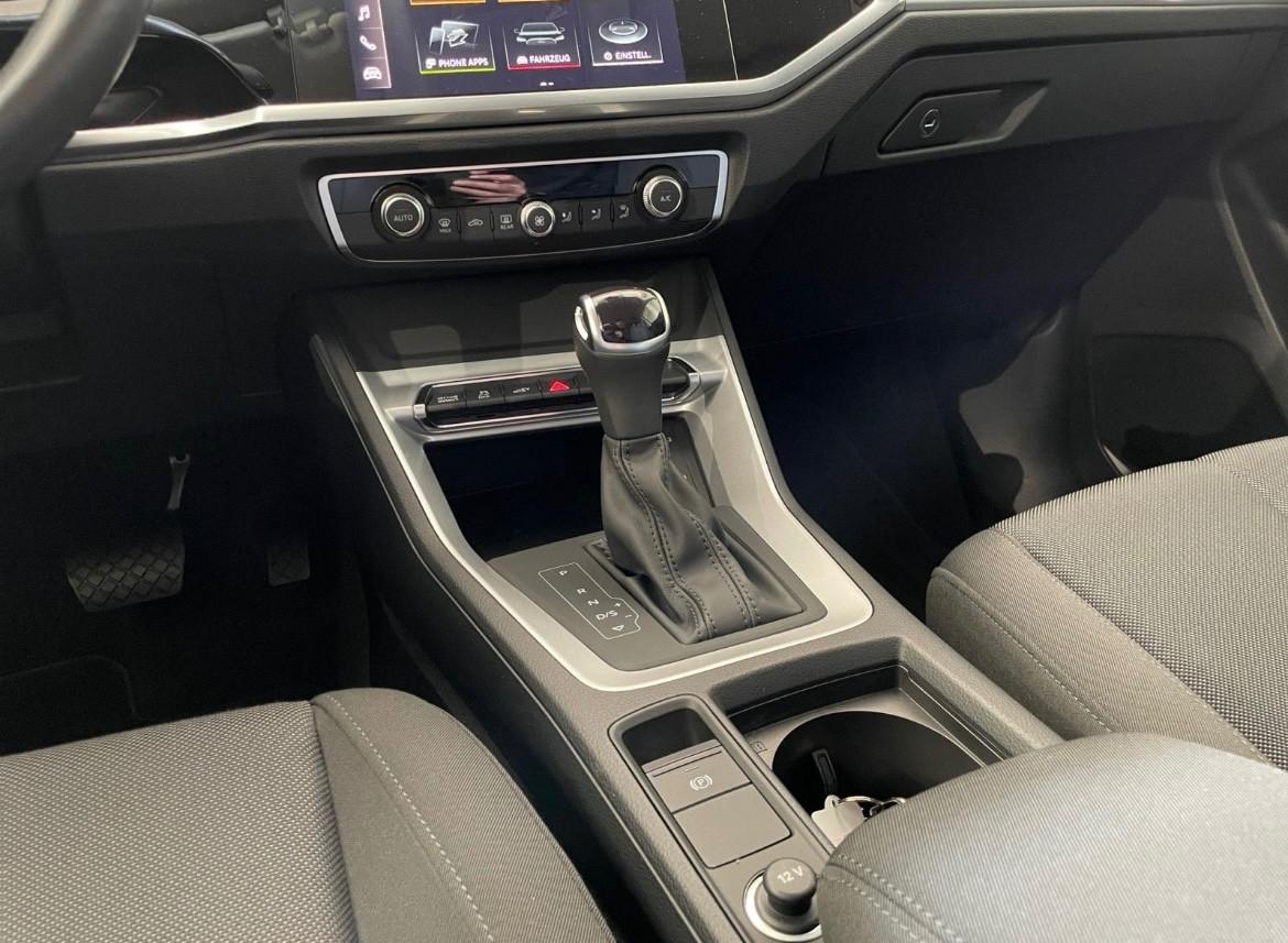 Audi Q3 Sportback 45TFSIe S-Trc S line
