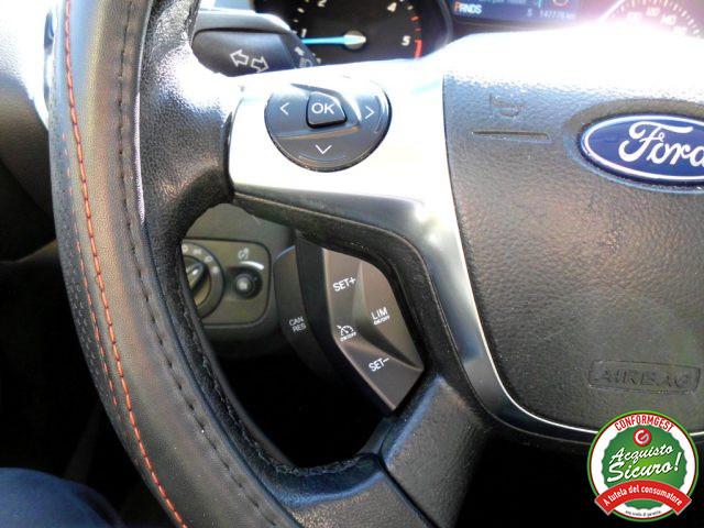 FORD Kuga 2.0 TDCI 140 CV 4WD Powershift Business