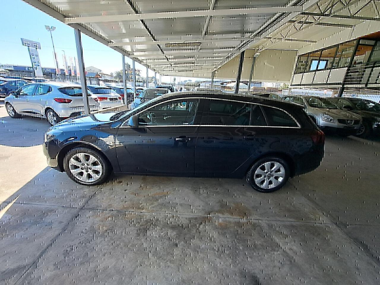 Opel Insignia 1.6 CDTI Sports Tourer Cosmo Automatica 136Cv