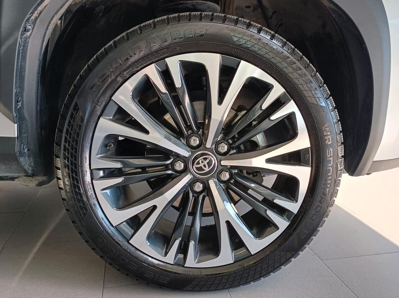 Yaris Cross 1.5 Hybrid 130 CV 5p. E-CVT AWD-i Lounge