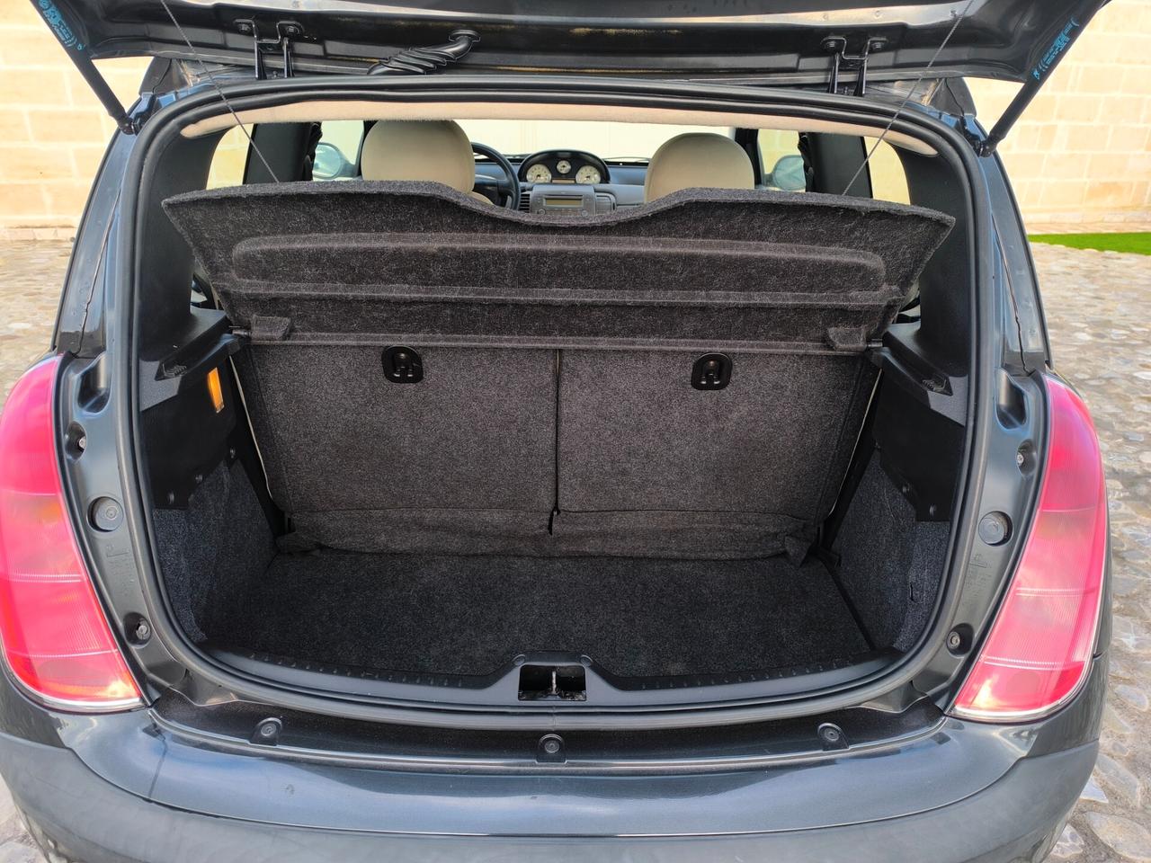 Lancia Ypsilon 1.2 perfetta km originali