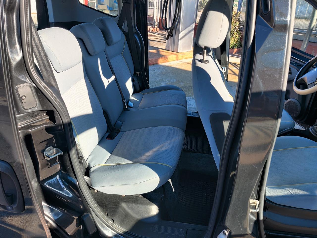 Peugeot Bipper Tepee 1.4 HDi 75 FAP Stop&Start Outdoor