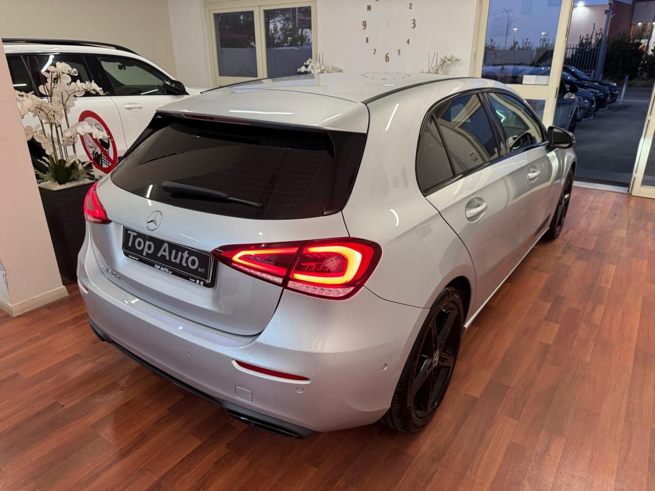 MERCEDES-BENZ A 180 d AUTO SPORT NIGHT EDITION - MY19