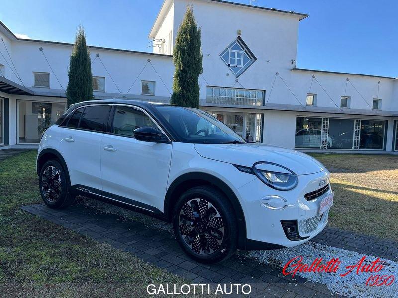 FIAT 600 1.2 Hybrid 110cv La Prima II