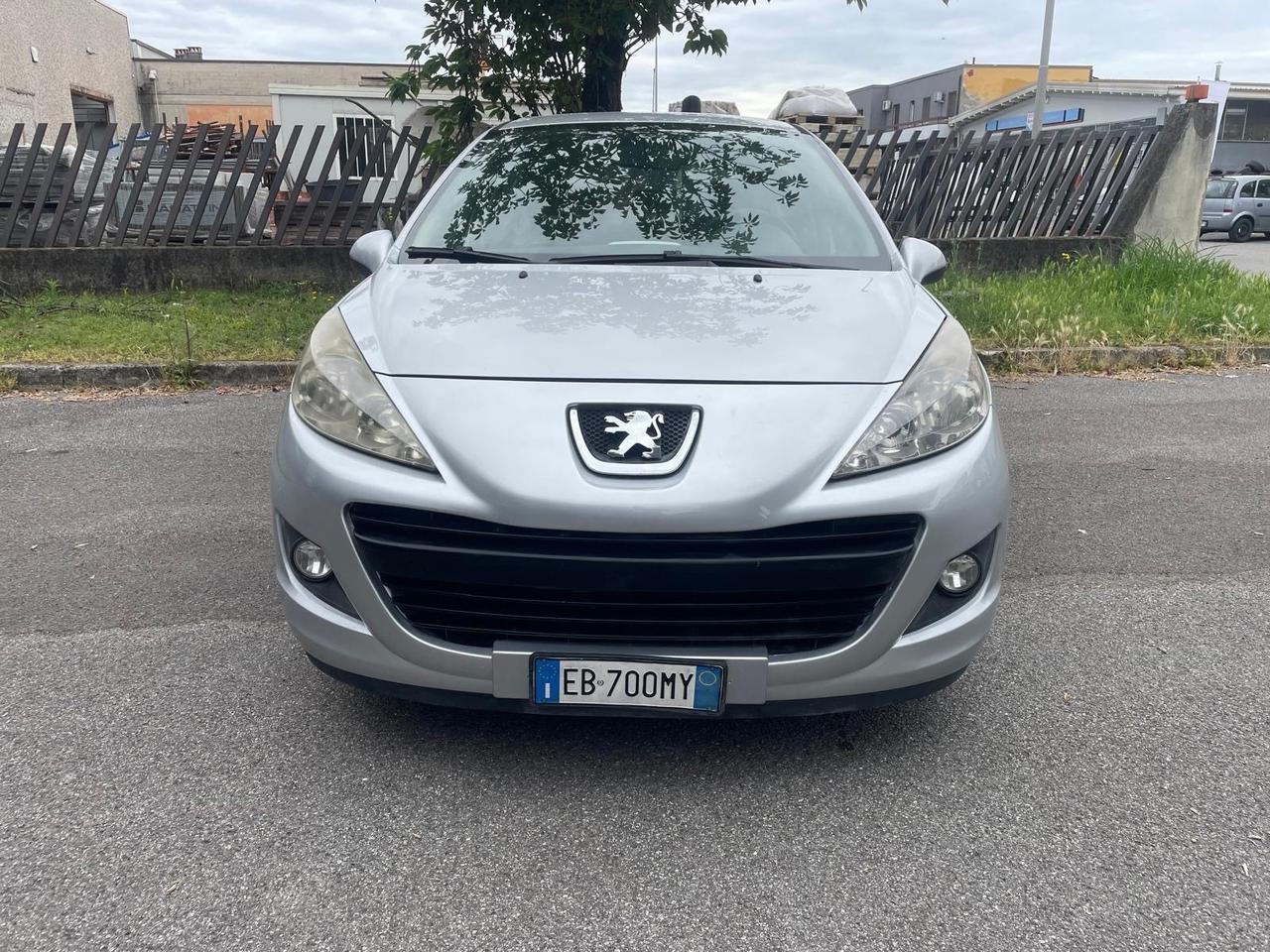Peugeot 207 1.4 8V 75CV 5p. Energie Sport ECO GPL per Neopatentati