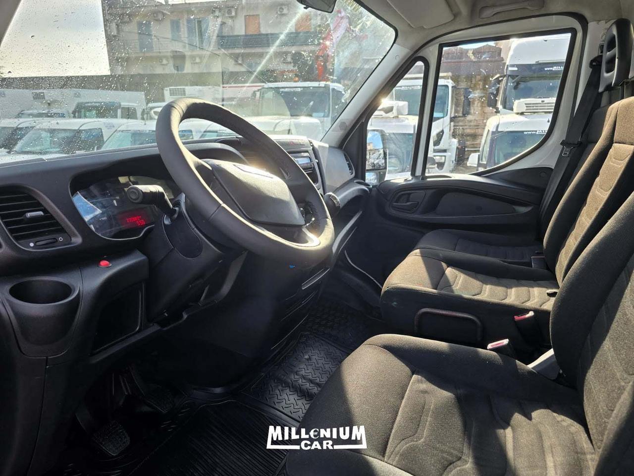 35-13 CELLA SURGELATI PORTE POST ATP RRC