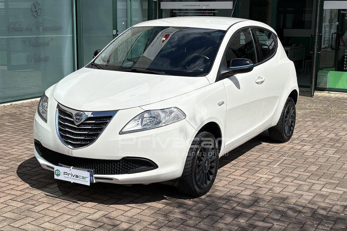 LANCIA Ypsilon 0.9 TwinAir 85 CV 5 porte Metano Ecochic Gold