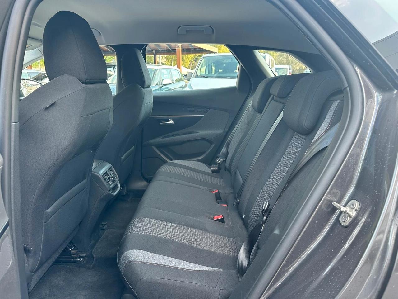 Peugeot 3008 BlueHDi 130 S&S Allure