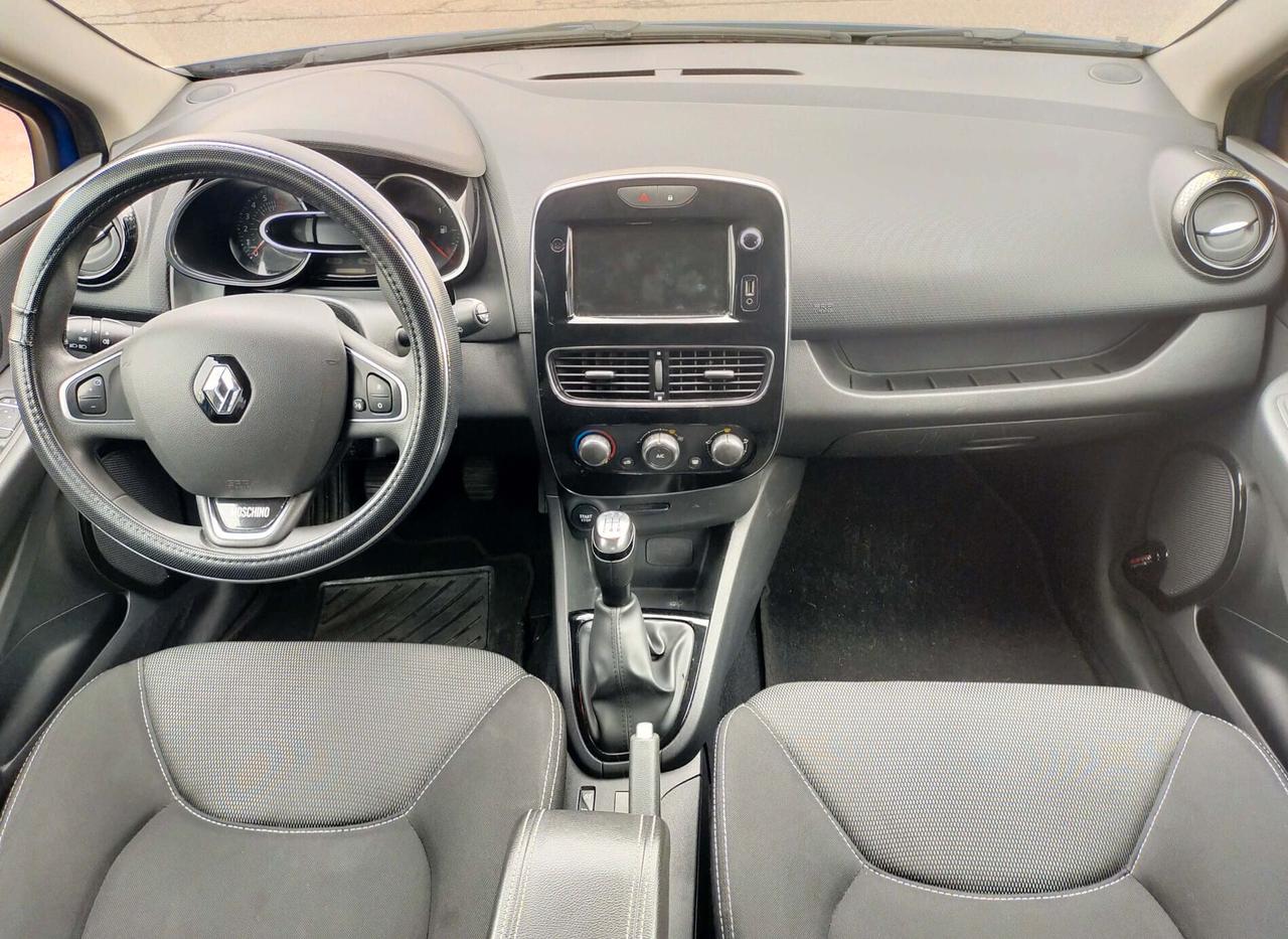 Renault Clio TCe 12V 75 CV 5 porte Moschino Life