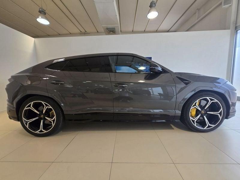 Lamborghini Urus 4.0 V8
