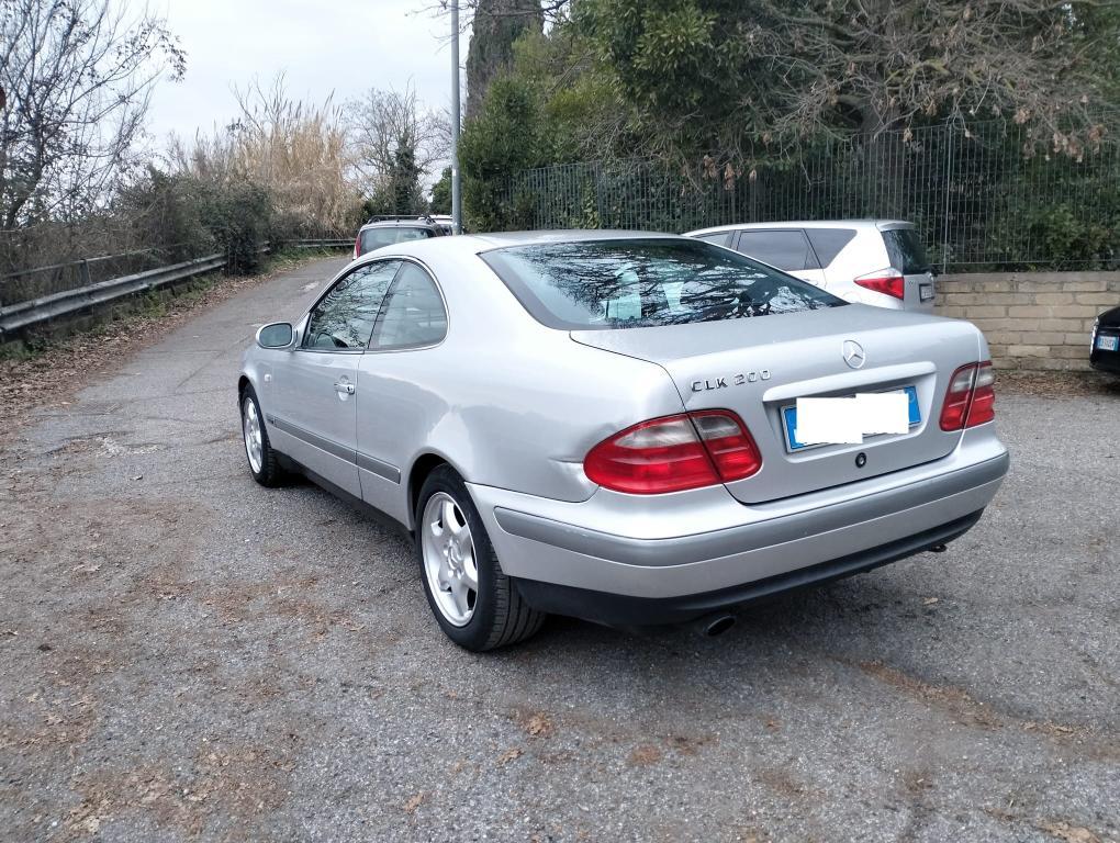 Mercedes CLK Coupe 200 Elegance