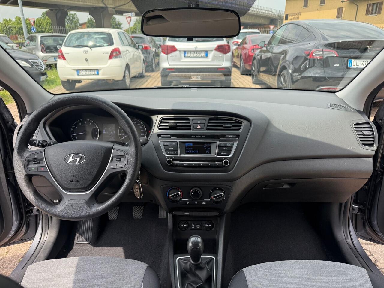 Hyundai i20 1.2 5 porte OK NEOPATENTATI