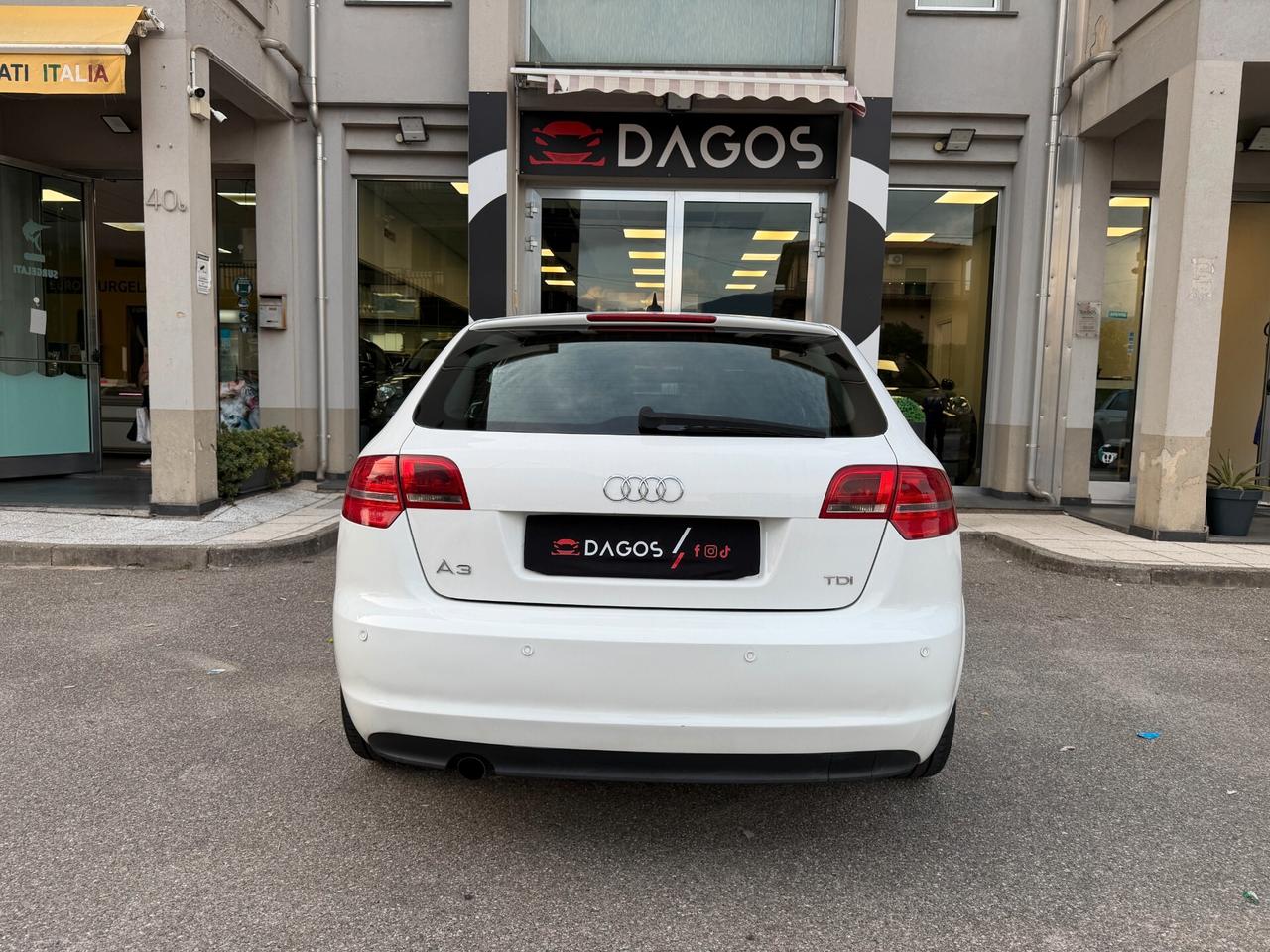 Audi A3 SPB 2.0 TDI 140 cv S LINE