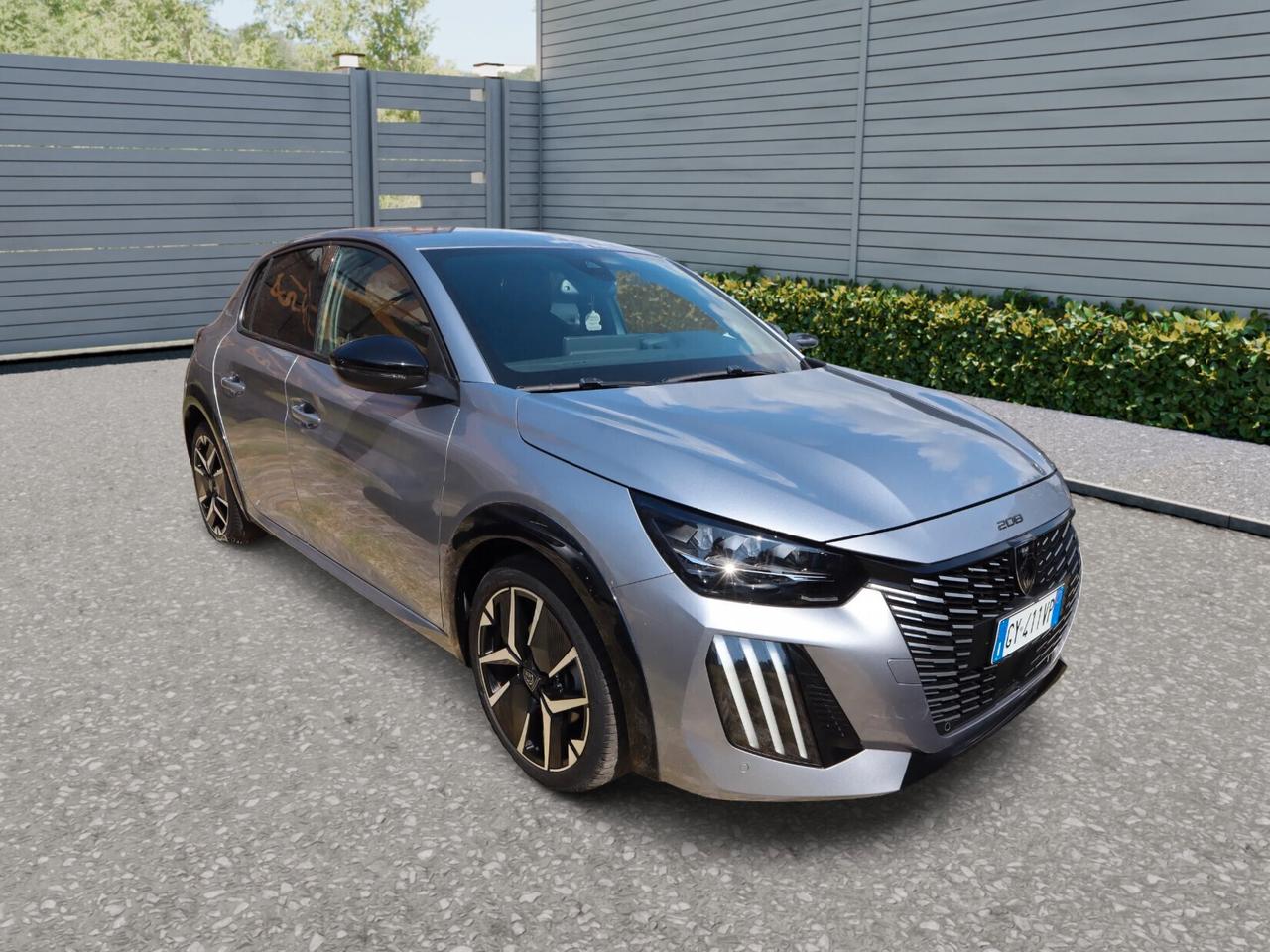 Peugeot 208 1.2cc Hybrid 136cv e-DCS6 Autom. GT