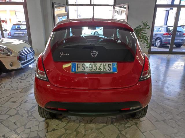 LANCIA Ypsilon 0.9 TwinAir 5 porte Metano Ecochic Elefantino Blu