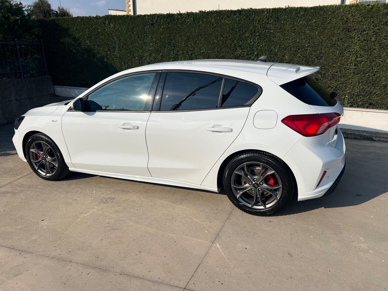 Ford Focus 1.0 EcoBoost Hybrid 155 CV 5p. ST-Line X