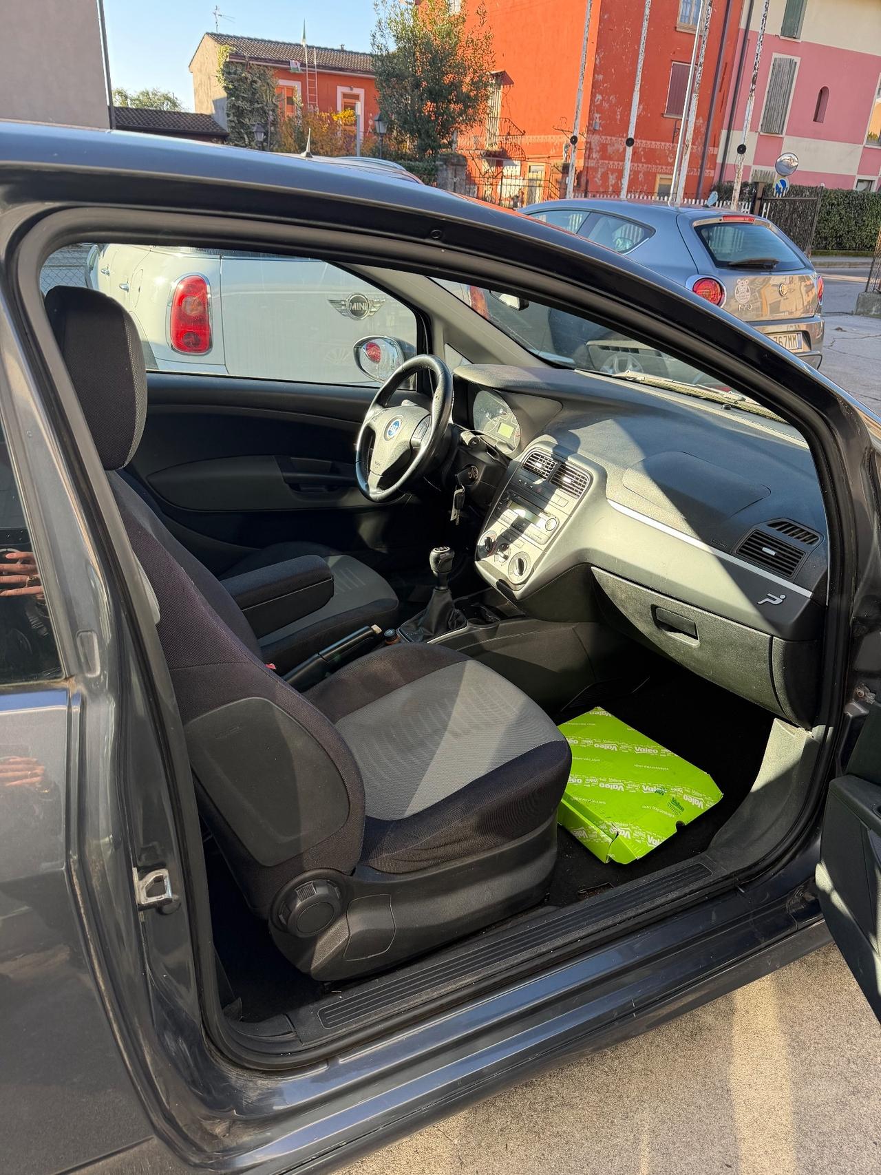 Fiat Grande Punto 1.3 MJT 75 CV- FRIZIONE NUOVA