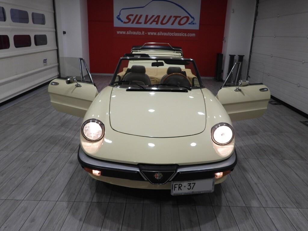 Alfa Romeo Spider 1.6