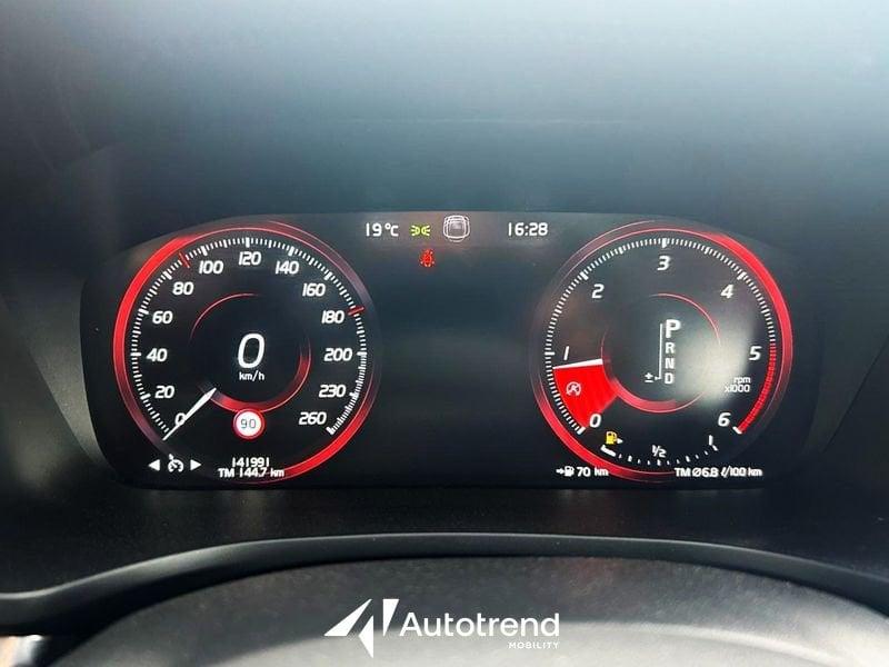Volvo V60 D3 150 CV Automatica NAVI LED Momentum Business Pro