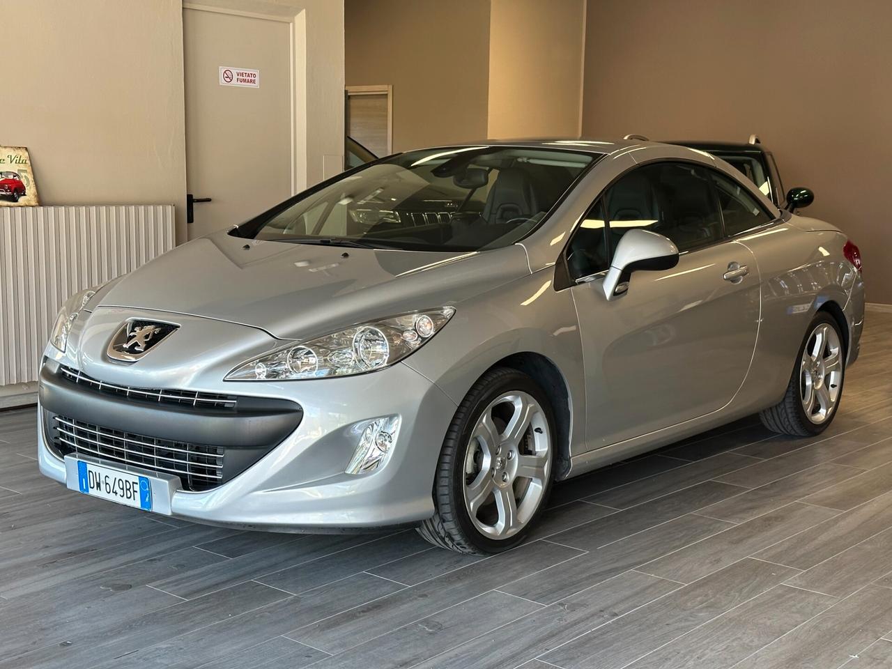 Peugeot 308 CABRIO 2.0 hdi 16v Feline 140cv
