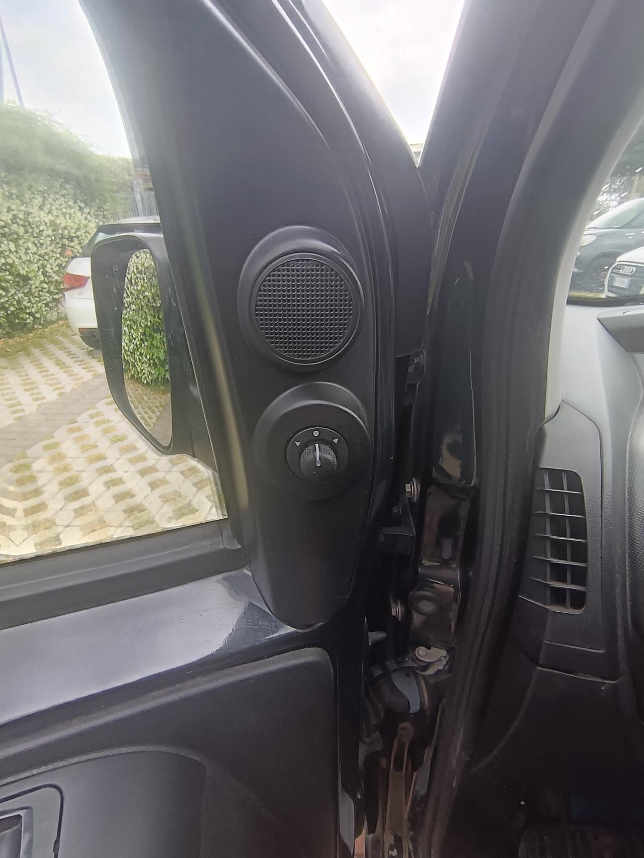 Fiat Qubo 1.3 MJT 80 CV Trekking