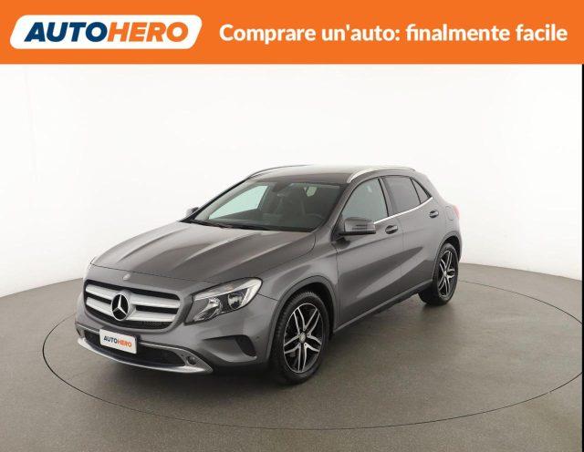 MERCEDES-BENZ GLA 200 d Automatic Sport