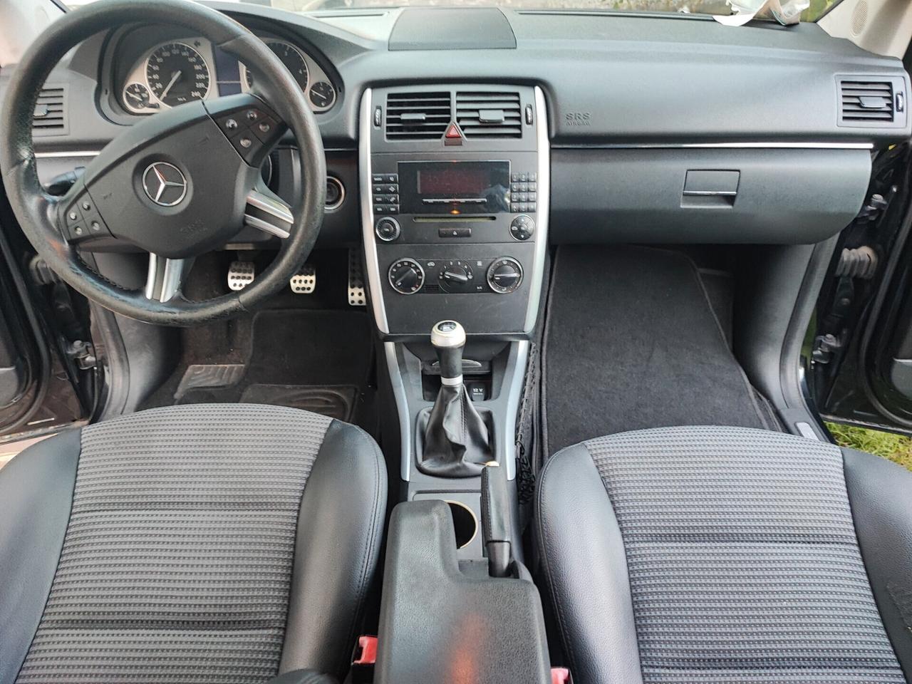 Mercedes-benz B 200 CDI Sport neopatentati premium