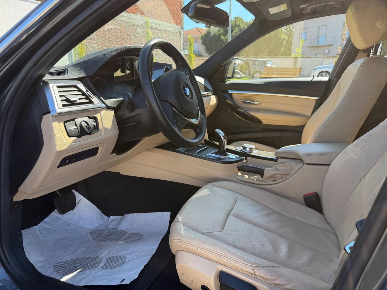 Bmw 320 d Luxury Line #10868