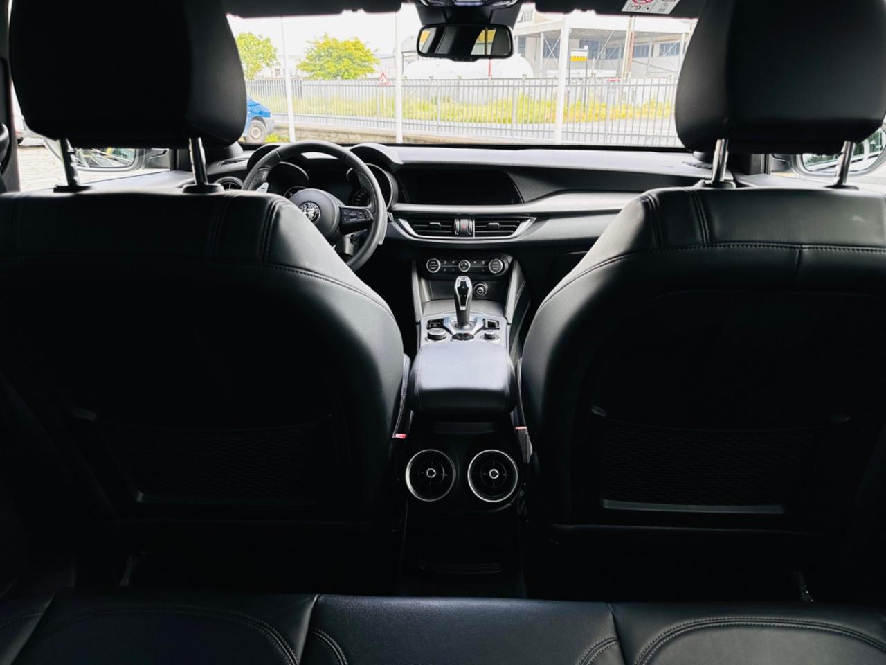 Alfa Romeo Stelvio 2.2 Turbodiesel 210 CV AT8 Q4 Veloce