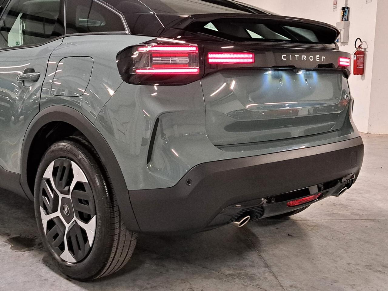 Citroen C4 1.2 PureTech 130CV Plus EAT8 Km. 0 MY'25