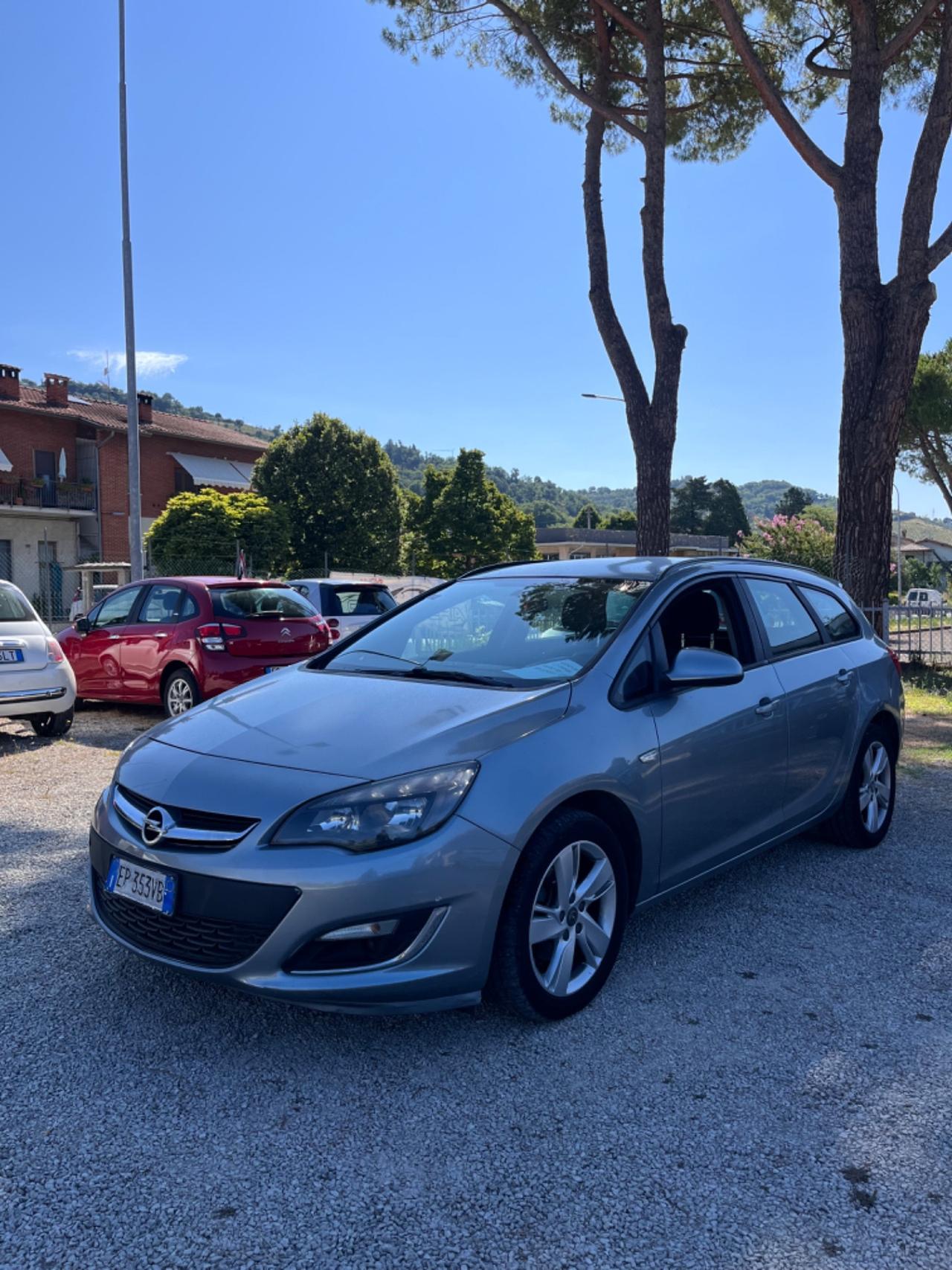 Opel Astra 1.7 CDTI 110 CV 2014 Sports Tourer Cosmo