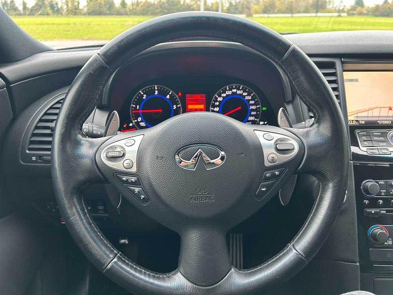 INFINITI FX 3.0DS V6 238CV AWD auto Premium - EXPORT