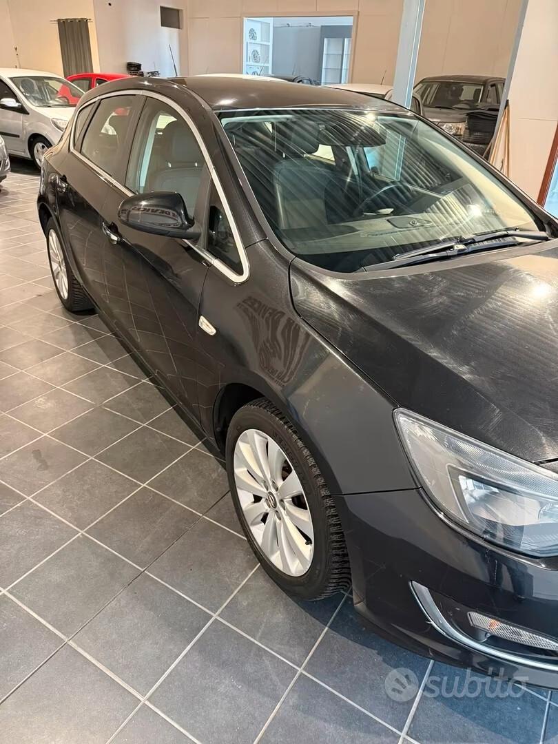 Opel Astra 1.4 Turbo - 100MILA KM- NEOPATENTATI