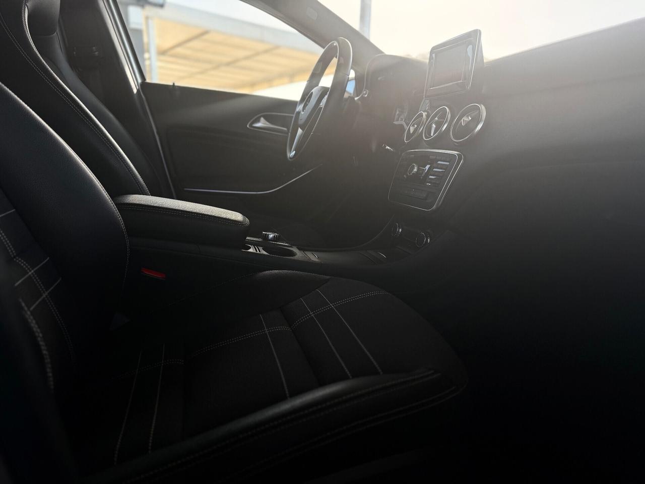 Mercedes A 180 CDI Automatic Premium*XENO*SENSORI