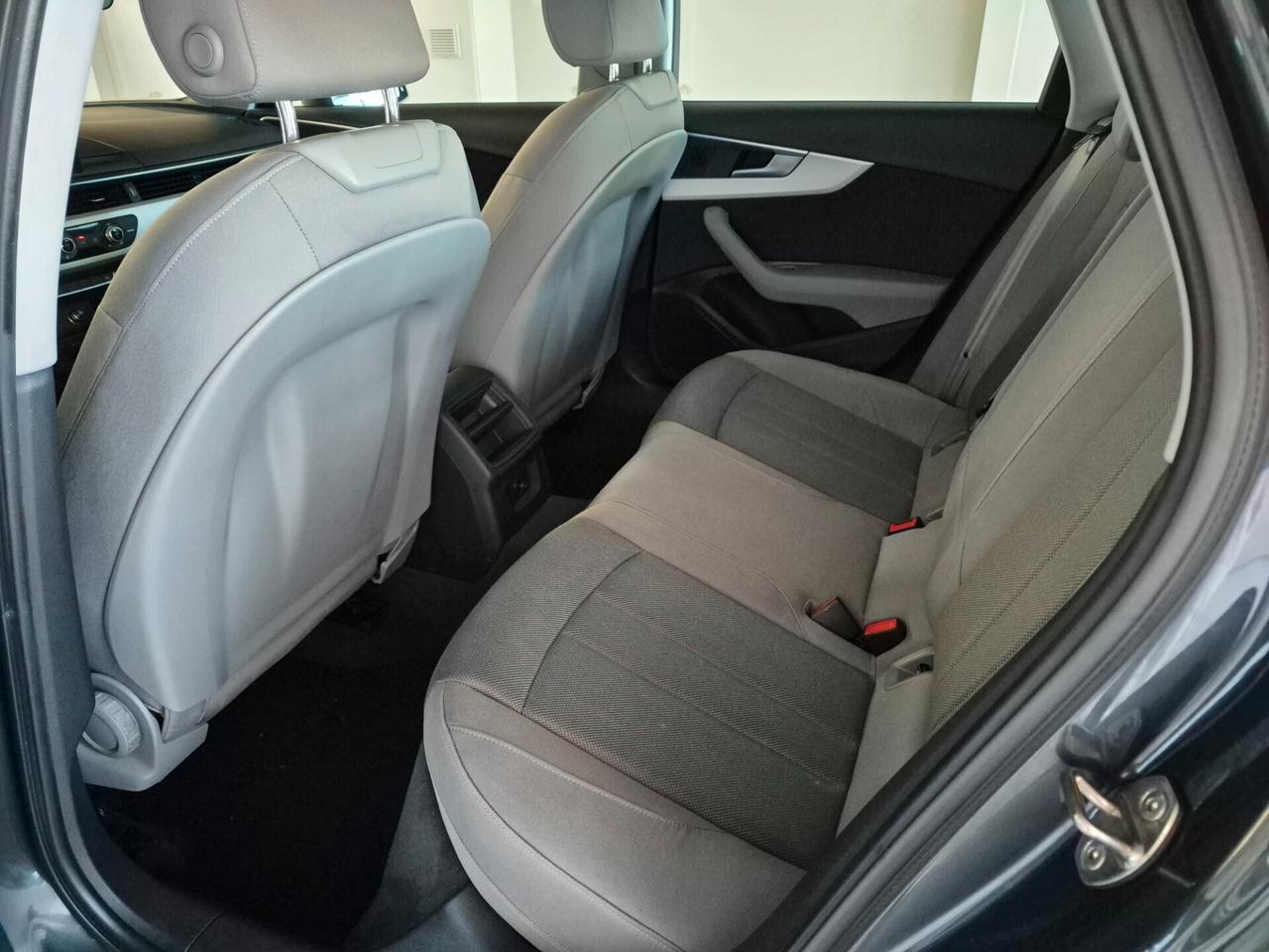 Audi A4 AVANT 2.0 TDI 150CV S-TRONIC LED NAVI MMI KEYLESS AUDI DRIVE SELECT