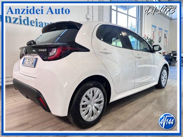 TOYOTA Yaris 1.5 Hybrid 5 porte Business