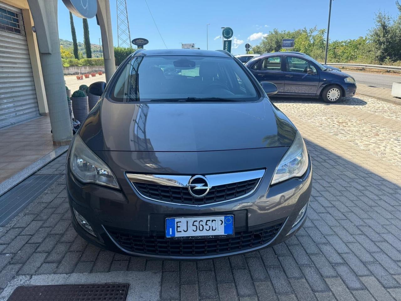 Opel Astra 1.7 CDTI 125CV Sports Tourer Cosmo
