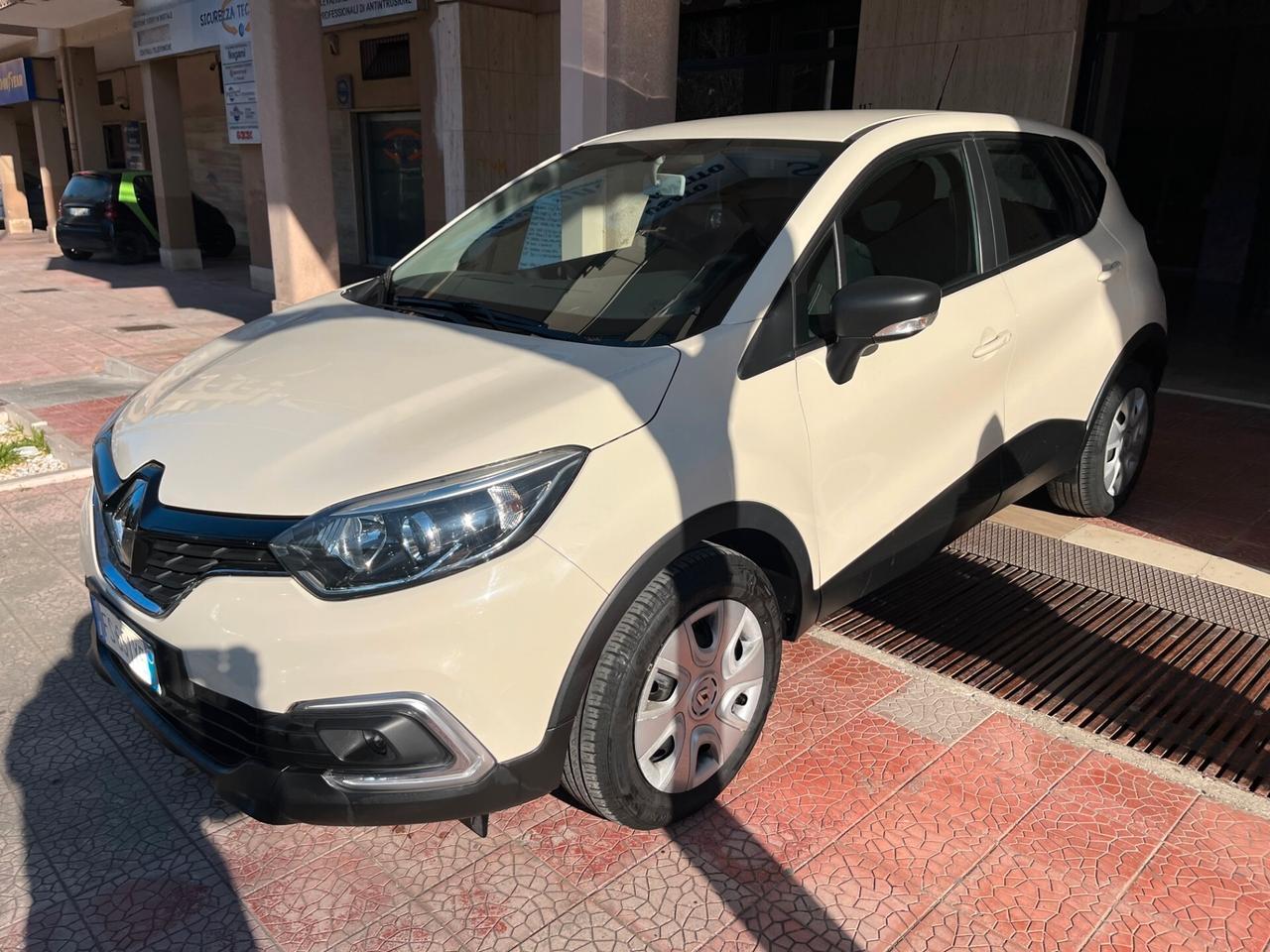 Renault Captur 1.5dCi 90CV perfetta garantita-2018