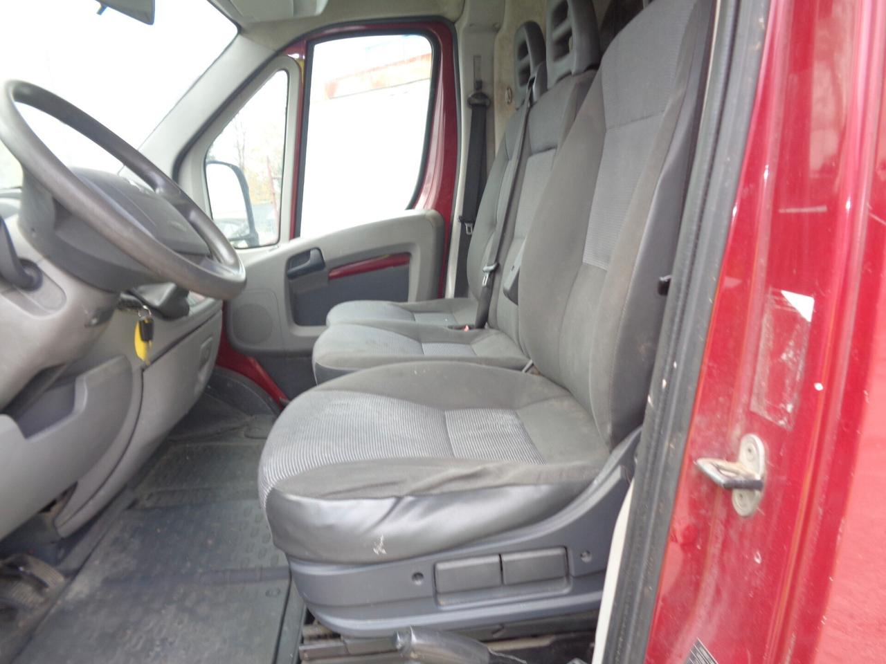 Peugeot Boxer 330 2.2 BlueHDi 120 S&S PM-TN Furgone