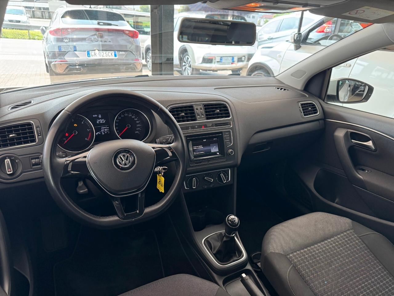 VOLKSWAGEN POLO 1.4cc 75CV TDI NEOPATENTATI