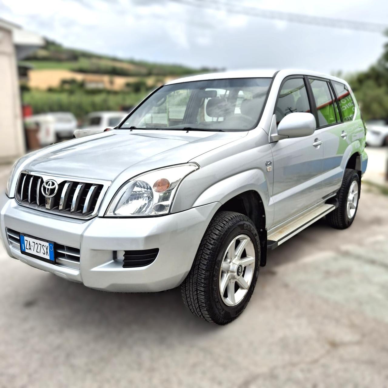 Toyota Land Cruiser 3.0 D-4D 16V cat 5 porte Sol