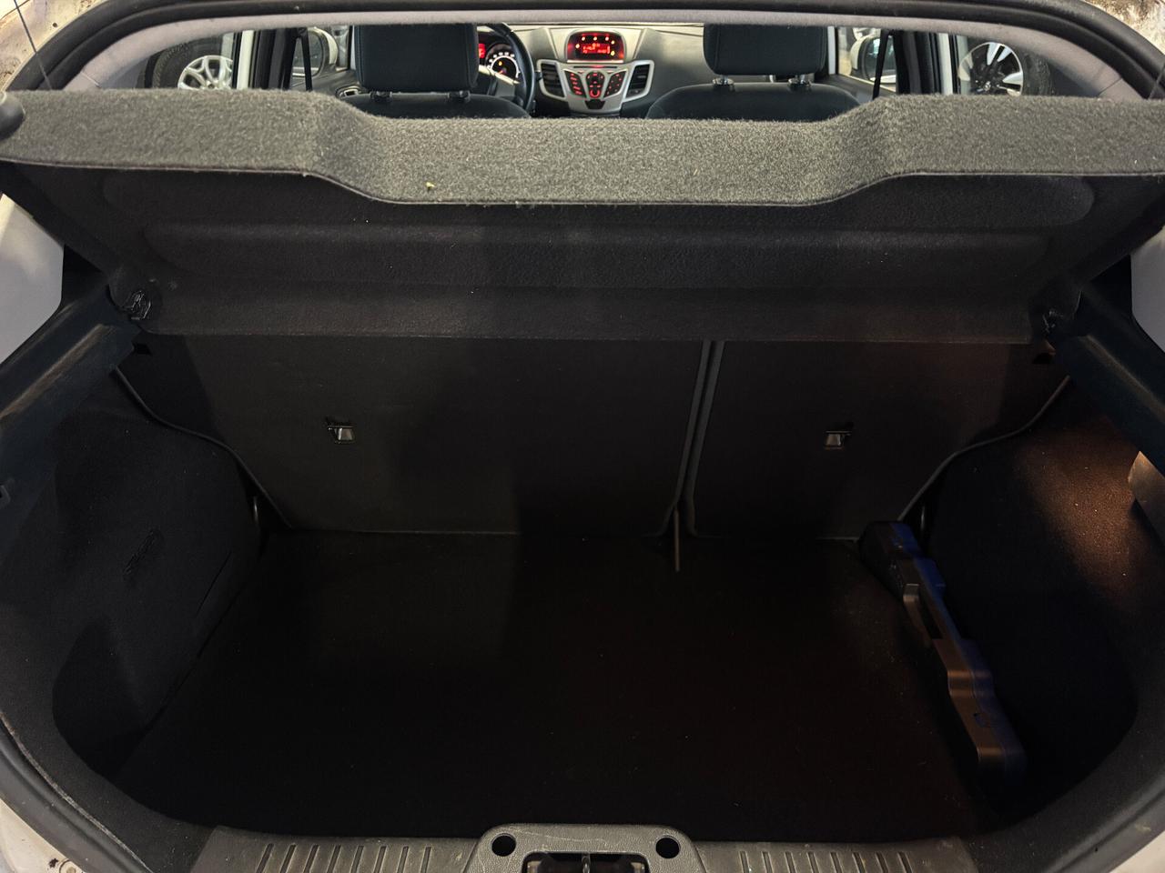 Ford Fiesta 1.2 16V 60KW 82CV Business NEOPATENTATO