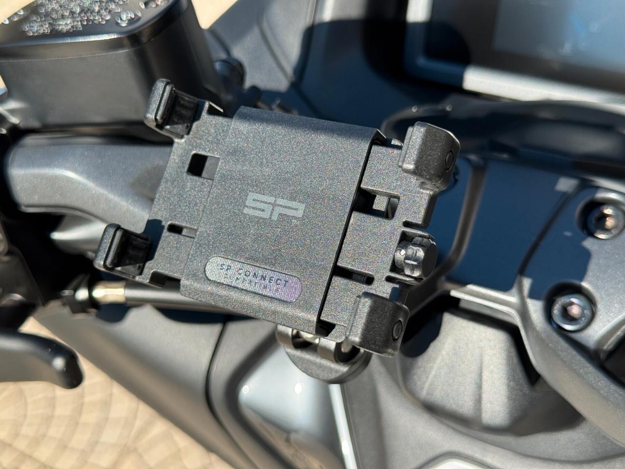 YAMAHA T-MAX 560 TECH-MAX