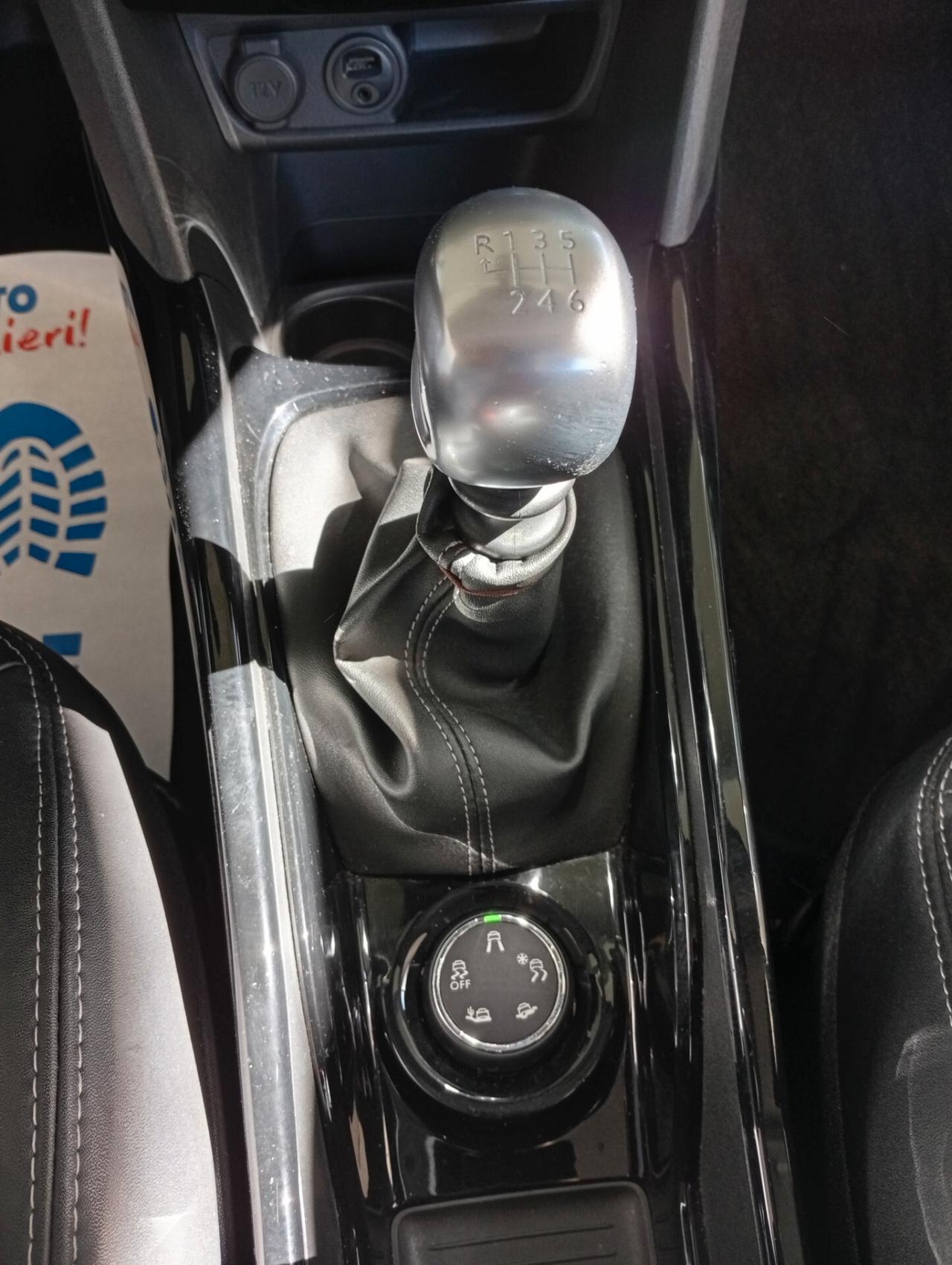 Peugeot 2008 BlueHDi 120 S&S Allure