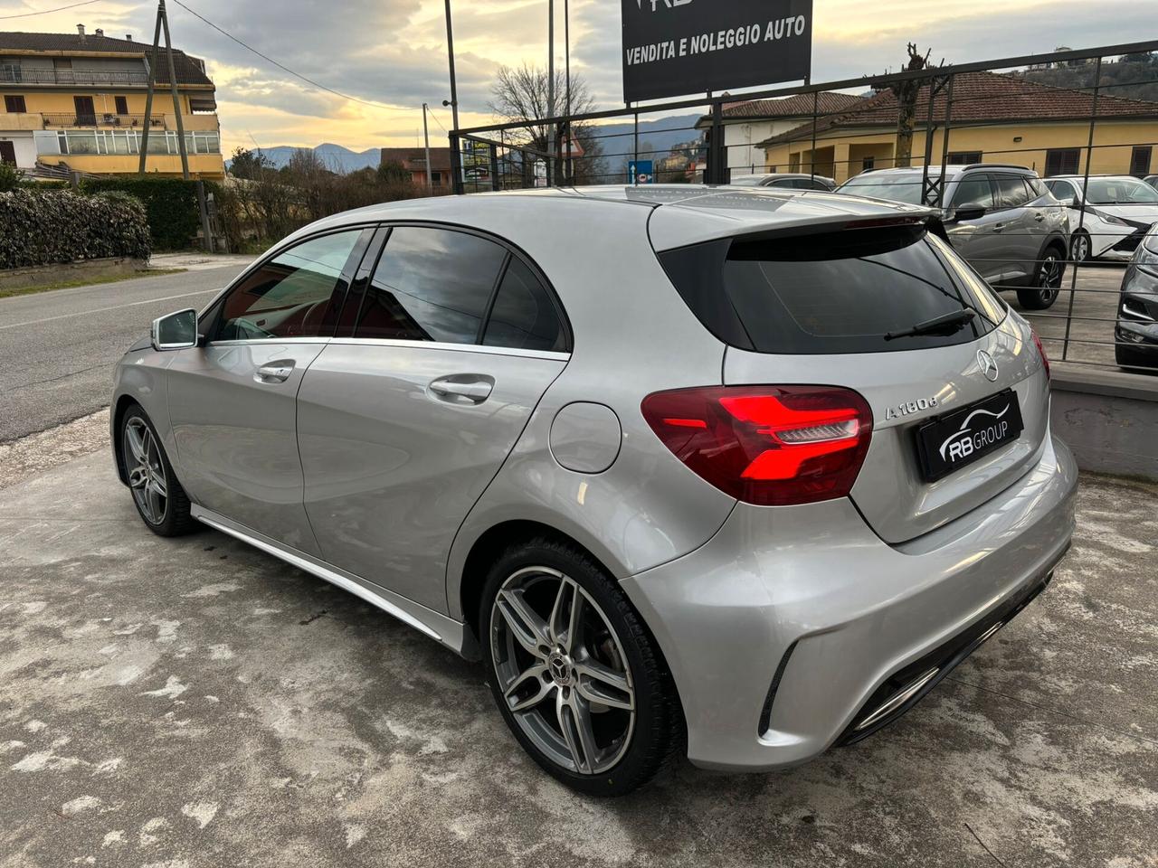 Mercedes-benz A 180 A 180 d Premium AMG